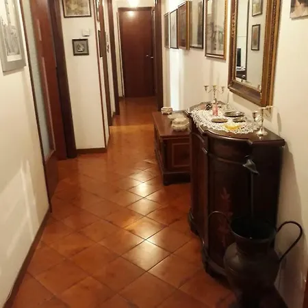 아파트 Mengoni House 론시글리오네